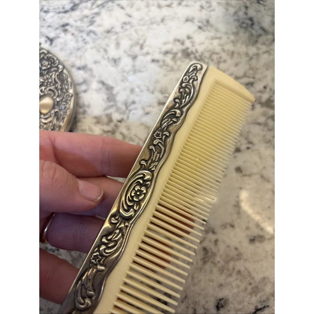 VTG Silver Plate Vanity Mirror Set Hand Mirror Round Mirror Comb Ornate Floral